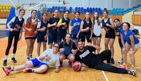 Omorfo’da ilk: Up Basketbol Akademi U14 Kız Takımı yarı finalde!