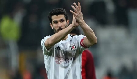 Beşiktaşlı futbolcu Necip Uysal'dan vefasızlık sitemi