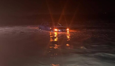 Şiddetli yağış Lefkoşa’da hayatı durdurdu: Hastane çemberi su altında, Serhatköy yolu kapandı