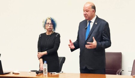 Hakan Dinçyürek: Sağlık hizmetlerinde iletişim ve empatiyi güçlendiriyoruz