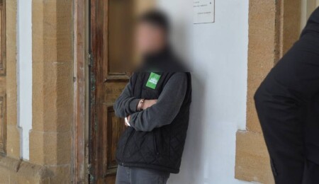 Cinsel saldırıda bulundu, darbetti, kimseye anlatmaması için para teklif etti: 8 gün tutuklu kalacak