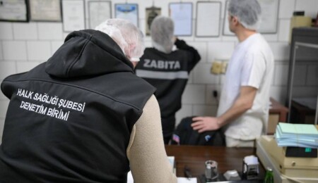 LTB Halk Sağlığı Şubesi denetimlerini sürdürüyor: 26 işletmeye ihbar yazısı verildi