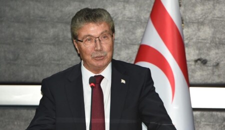 Ünal Üstel: Geleceğe güçlü ekonomi ile girmeliyiz, istikrarla 2027'ye doğru ilerliyoruz