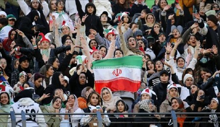 Protests Spread Across Iran for Third Day After Currency Hits Record Low