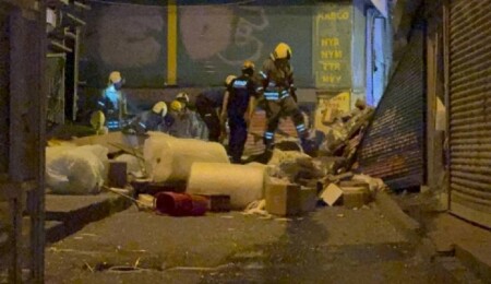 İstanbul'da binada patlama: 2 katlı bina çöktü