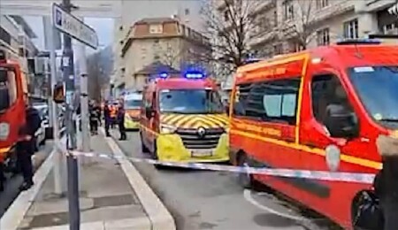 Fransa'da güzellik salonunda el bombası patlaması sonucu 6 kişi yaralandı