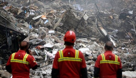 İsrail, İran'ın 3 bölgesine hava saldırılarında askeri altyapı ve tesisleri hedef aldığını iddia etti
