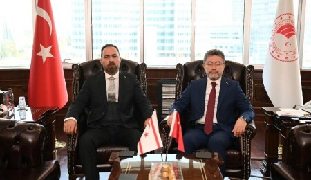 Tarım Bakanı Hüseyin Çavuş, Türkiye Cumhuriyeti Tarım ve Orman Bakanı İbrahim Yumaklı ile görüştü