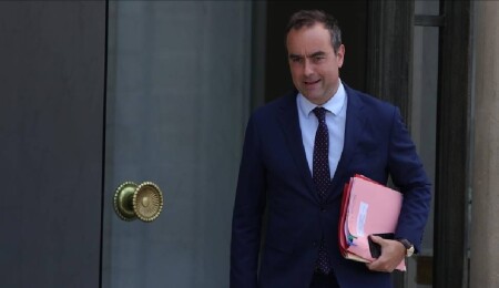 Fransa Cumhurbaşkanı Macron, Sebastien Lecornu'yu yeni başbakan olarak atadı