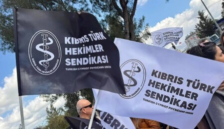 Hekimler Sendikası da greve ara verdiğini açıkladı