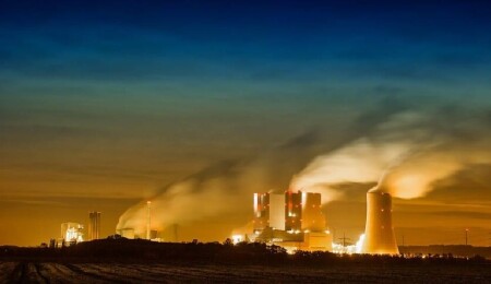 Dünyada yapımı süren 10 enerji projesinden 7'si "temiz" kaynaklı