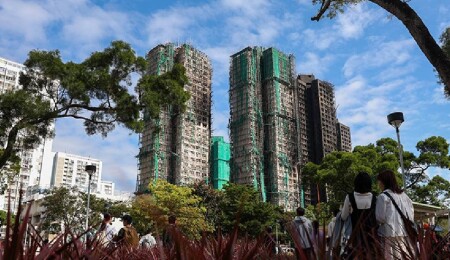 Hong Kong hükümeti, yangında harap olan Wang Fuk Sitesi'ni yeniden inşa etmeyi düşünmüyor