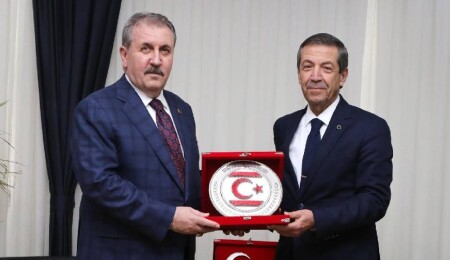 Tahsin Ertuğruloğlu, Mustafa Destici’yi kabul etti: Türkiye–KKTC kardeşlik bağları sarsılmazdır