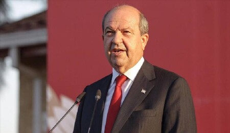 Cumhurbaşkanı Ersin Tatar, Ferdi Zeyrek için başsağlığı mesajı yayımladı