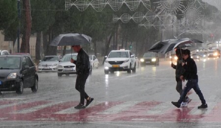 Balkanlar'da şiddetli yağışlar sellere neden oldu