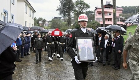 Kıbrıs gazisi Ünal Aktürk, Gaziler Günü’nde yaşamını yitirdi
