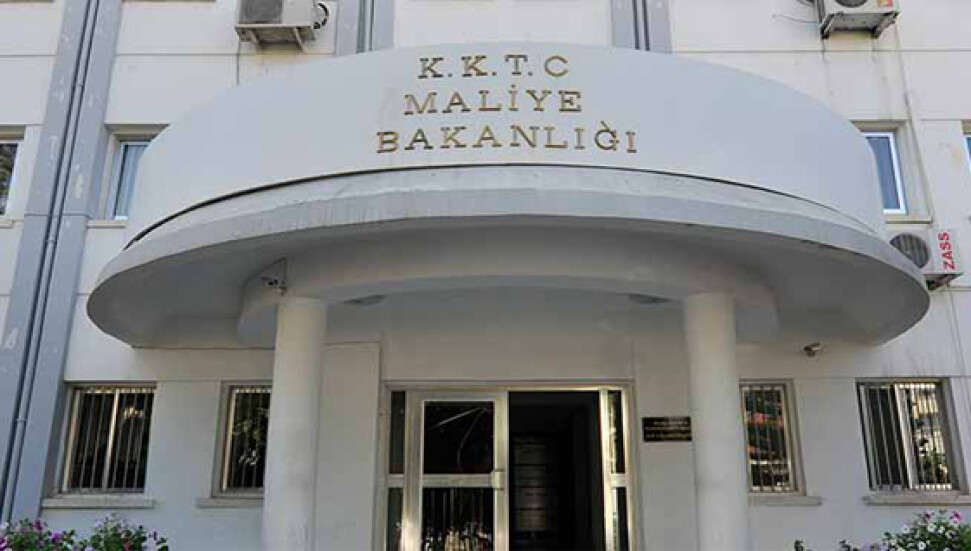 Maliye Bakanlığı 2,5 milyar liranın üzerinde borçlandı