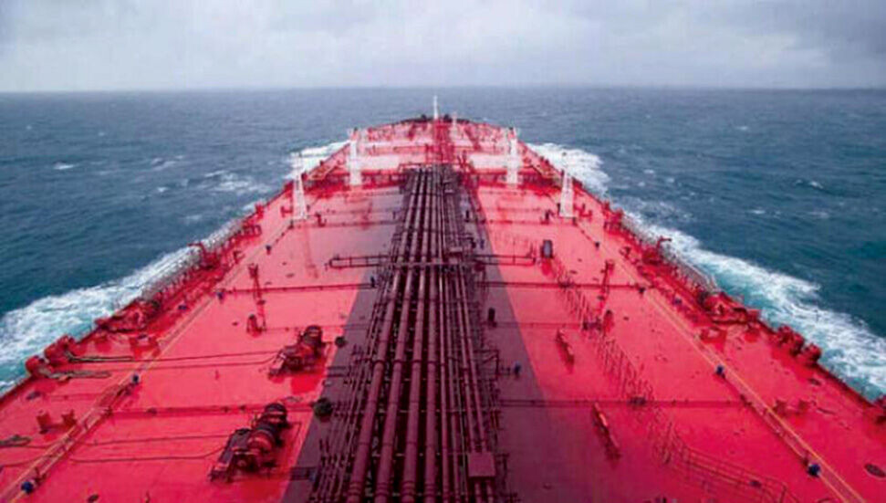 İran, Basra Körfezi'ndeki petrol tankerlerini hedef aldı