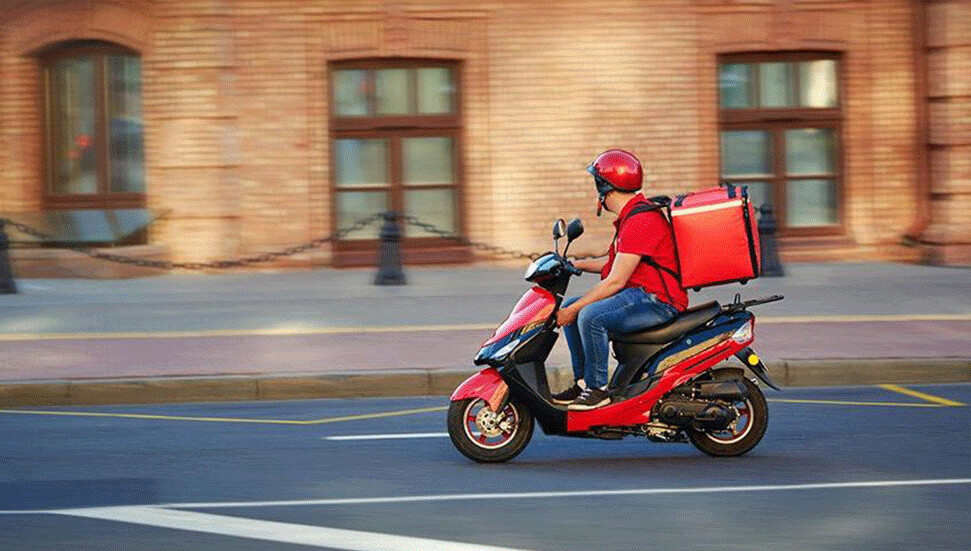 Güney Kıbrıs'ta Wolt paketçileri düşük maaş ve güvenlik gerekçesiyle grevde