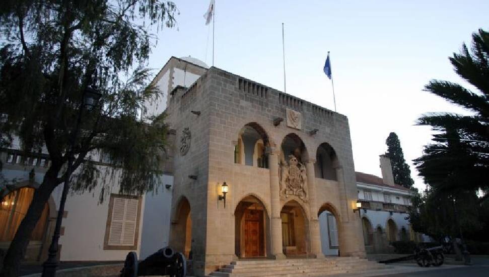 Rum basını, BM’nin Güney Kıbrıs’a Kıbrıslı Türklere yönelik tutum konusunda yönelttiği eleştirilere yer verdi