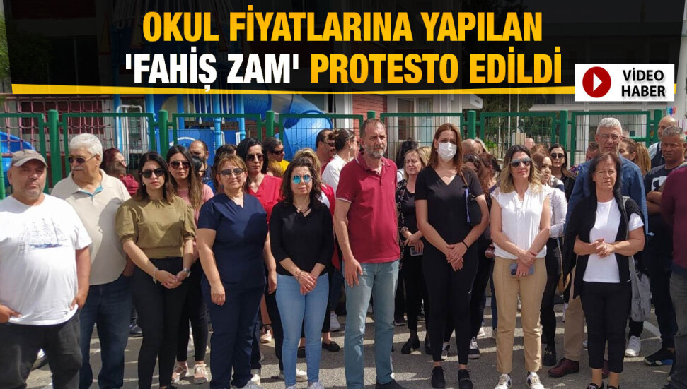 Yakın Doğu okullarında eğitim alan çocukların velileri ‘fahiş zam’ eyleminde