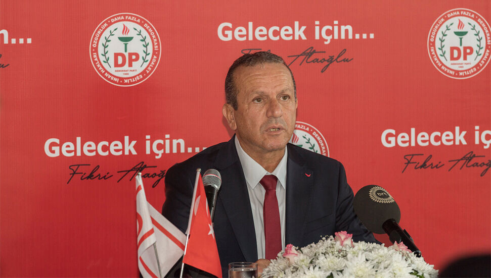 Fikri Ataoğlu, Kıbrıs Postası’nın 19’uncu kuruluş yıl dönümünü kutladı