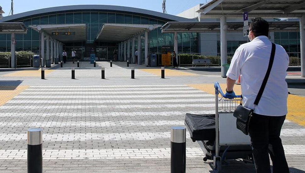 Rum basını: Güney Kıbrıs, İsrail saldırısı sonrası siviller için kaçış noktası oldu