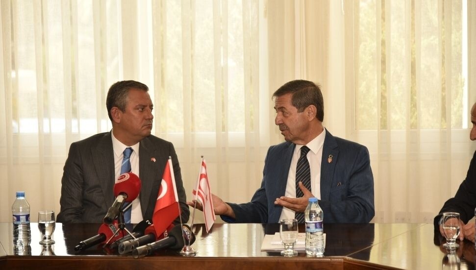 Dışişleri Bakanı Tahsin Ertuğruloğlu: Ulusal davalar partiler üstü davalardır