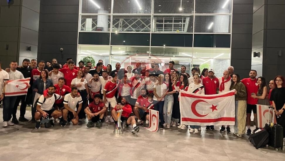 CONIFA Avrupa Şampiyonu KKTC A Milli Takımı yurda döndü!
