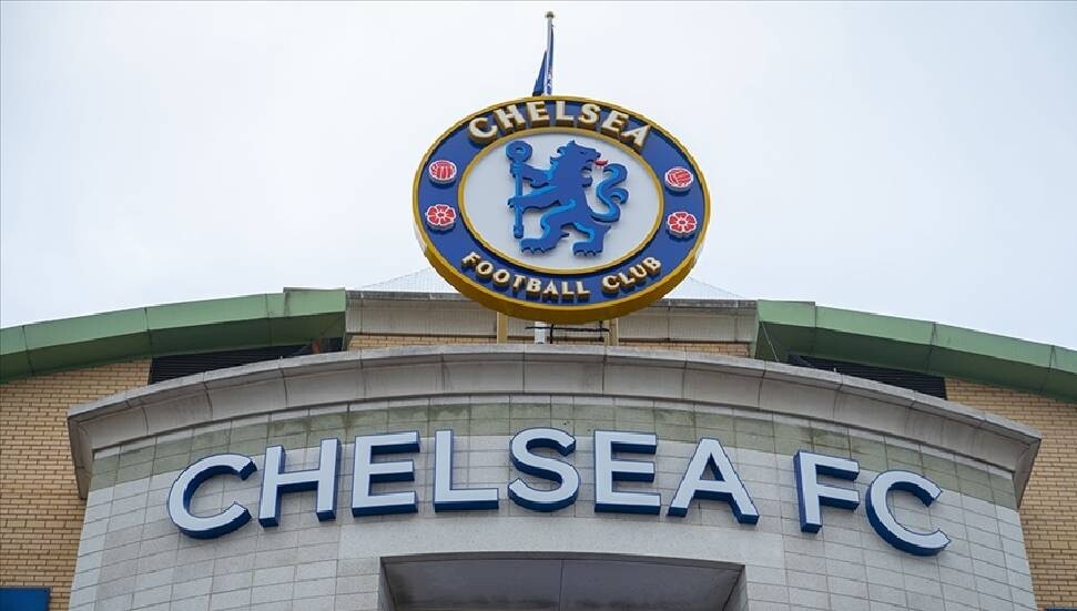 Chelsea'ye iki yıl süreyle askıya alınmış 1 yıl transfer yasağı ve 10.75 milyon Sterlin para cezası