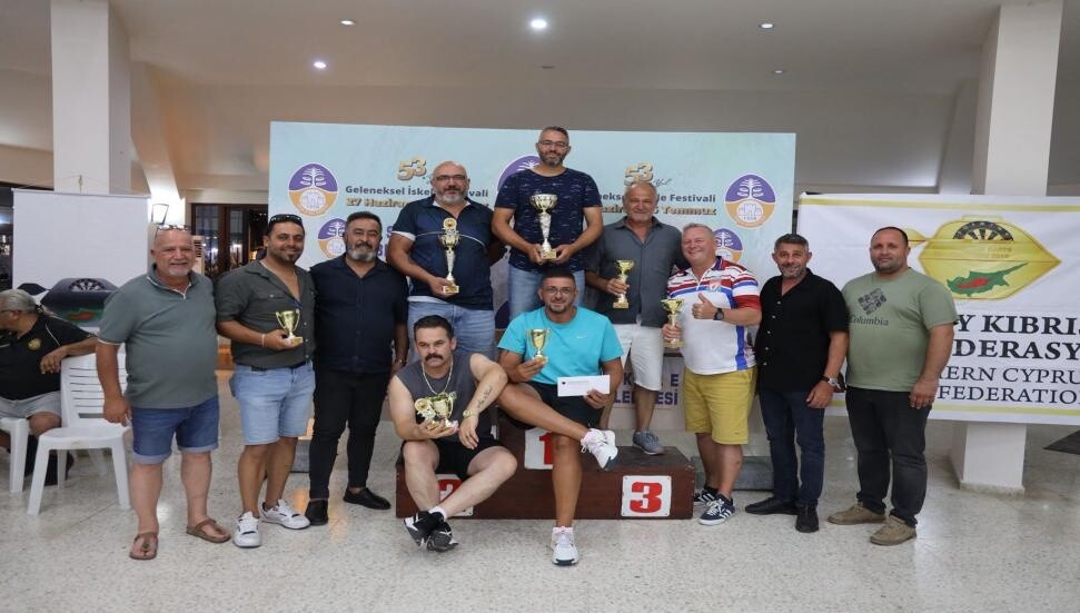 İskele’de halı saha ve dart turnuvası