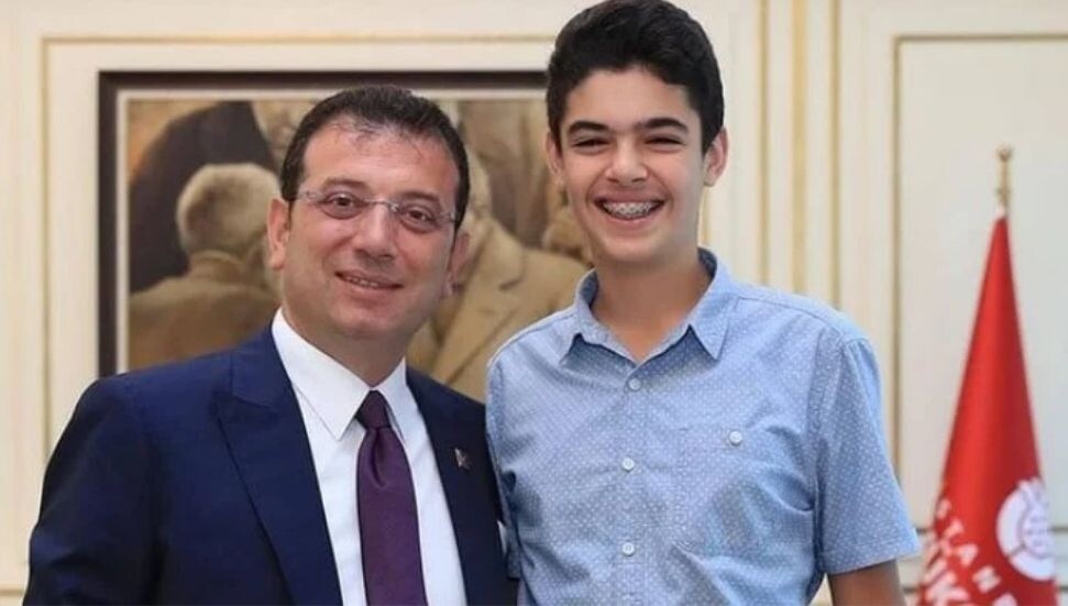 “Her Şey Çok Güzel Olacak” sloganının mimarı Berkay Gezgin ve 102 kişi tahliye edildi!