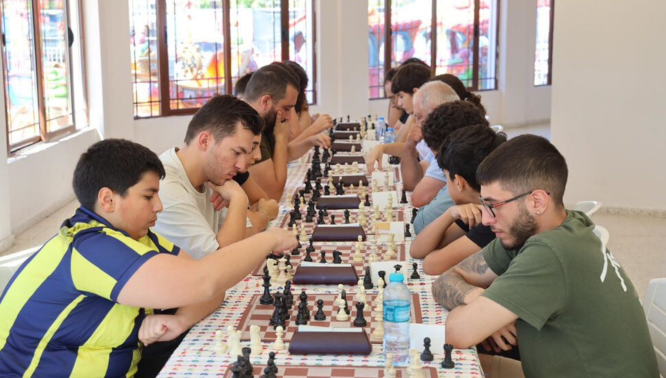 86 satranççı İskele’de buluştu