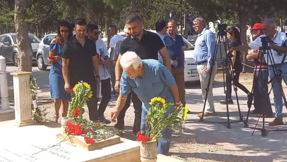 Kutlu Adalı Commemorated at His Grave on 29th Death Anniversary