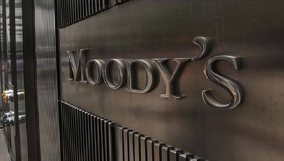 Moody's, Türkiye'nin kredi notunu yükseltti