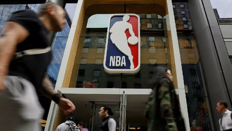 NBA play-off'larında Knicks, Celtics'i 119-81 yenerek Doğu Konferansı finaline çıktı