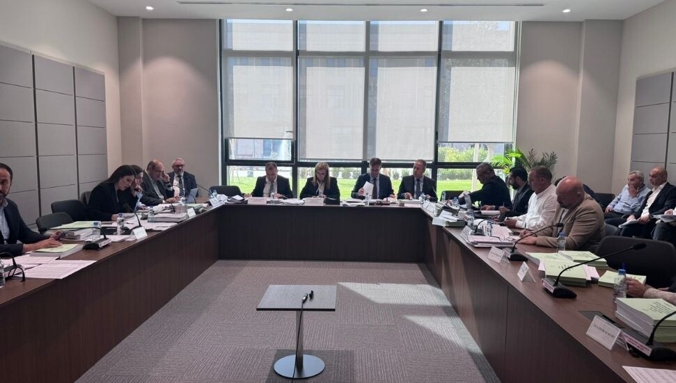 Bütçe konuşmalarında fiber optik protokolü gündeme geldi! Arıklı: Yerel konsorsiyum'un teklifi yerine getirilemez