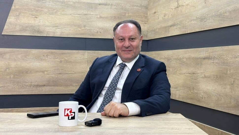 Ziya Öztürkler, Kıbrıs Postası'nın 24. yılını kutladı: İstikrarlı duruşu örnek olan bir kuruluş