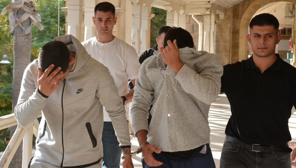 Uyuşturucu madde tasarrufundan itham edilen 2 zanlıya 3 gün tutukluluk