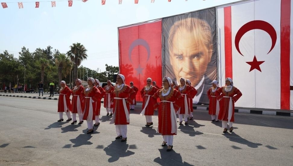 2O Temmuz, İskele'de "51 yıldır özgürce ve bağımsızca" mesajıyla kutlandı