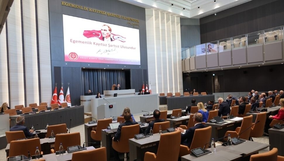 Genel Kurul çalışmaları tamamladı: Temsil değişiklikleri ve Konut Edindirme Yasa Tasarısı kabul edildi