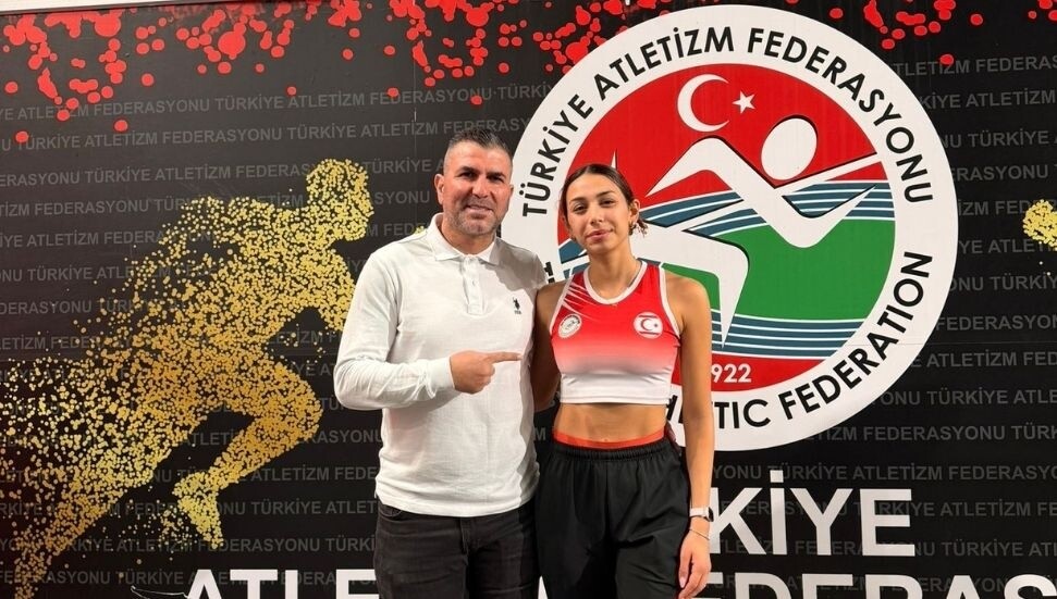Genç atlet Ada Kafa başarılarına devam ediyor: Avrupa biletini cebine koydu!
