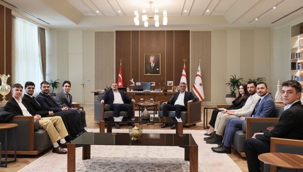 Tufan Erhürman, Liberal Demokrasi Hareketi heyetini kabul etti