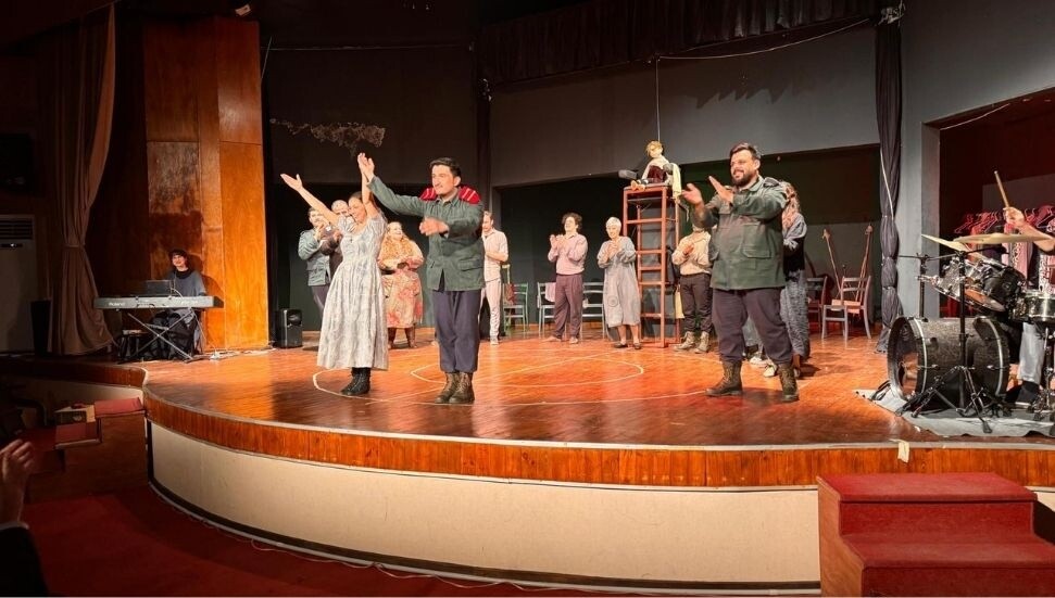 "Kafkas Tebeşir Dairesi" her Cuma AKM'de... Fikri Ataoğlu: Yeni tiyatro binası 5 ay içerisinde