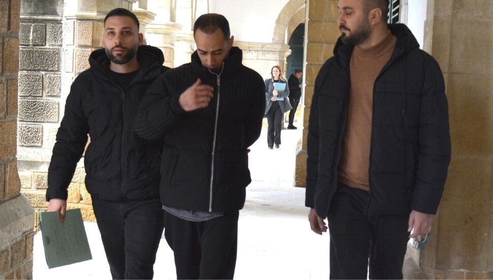 Ercan'da keman kutusunda uyuşturucuyla yakalanan zanlı 5 gün daha tutuklu