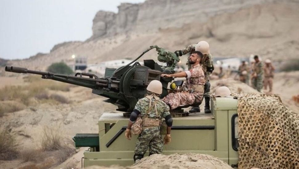 İran Kara Kuvvetleri Komutanı: Düşmanın tüm hareketleri izleniyor