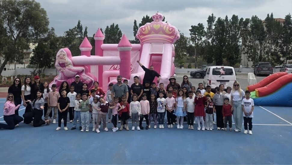 Yeşilköy’de 23 Nisan’a özel çocuklara renkli etkinlikler