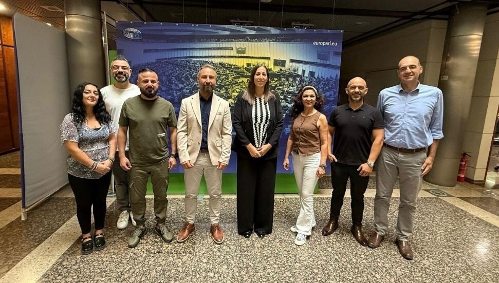 Avrupa Parlementosu Kıbrıs Ofisi ile Öğretmen Sendikaları arasında işbirliği toplantısı