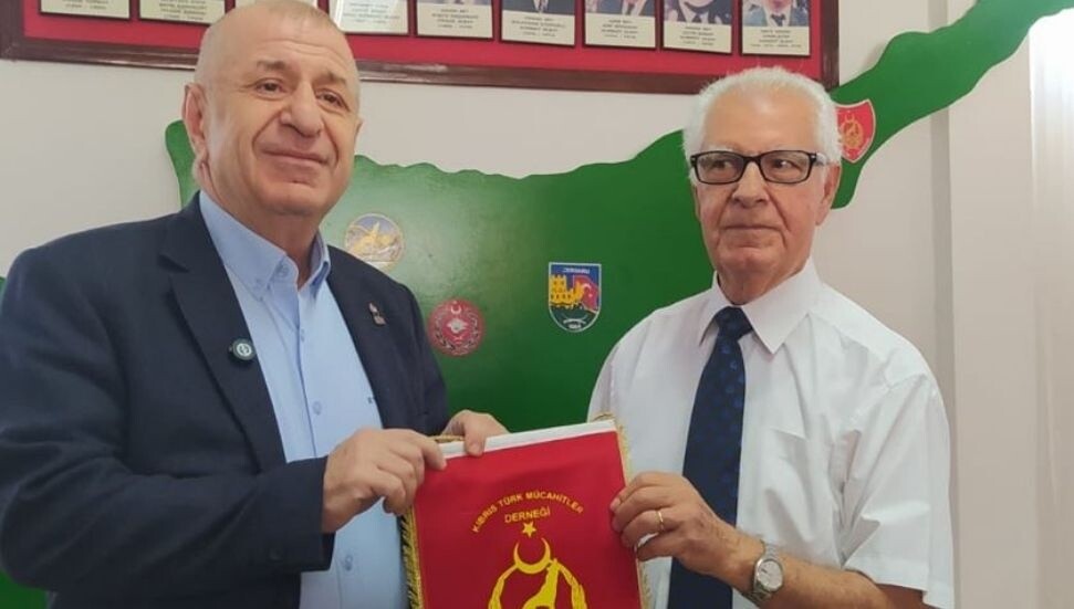 Özdağ’dan Kıbrıs TMT Mücahitler Derneği’ne ziyaret: Kıbrıs'ta iki devletli çözümü destekliyoruz!