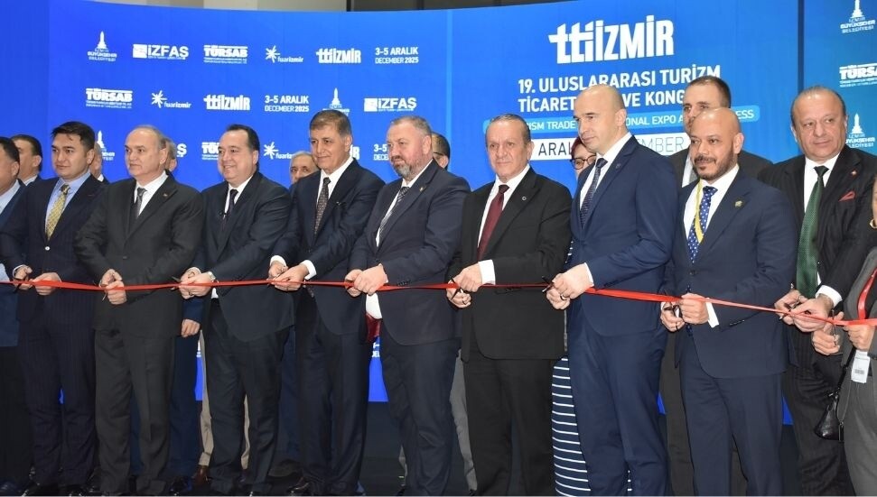 Ataoğlu, Travel Turkey İzmir Uluslararası Turizm Ticaret Fuarı'na katıldı: Hedef turizmi 12 aya yaymak